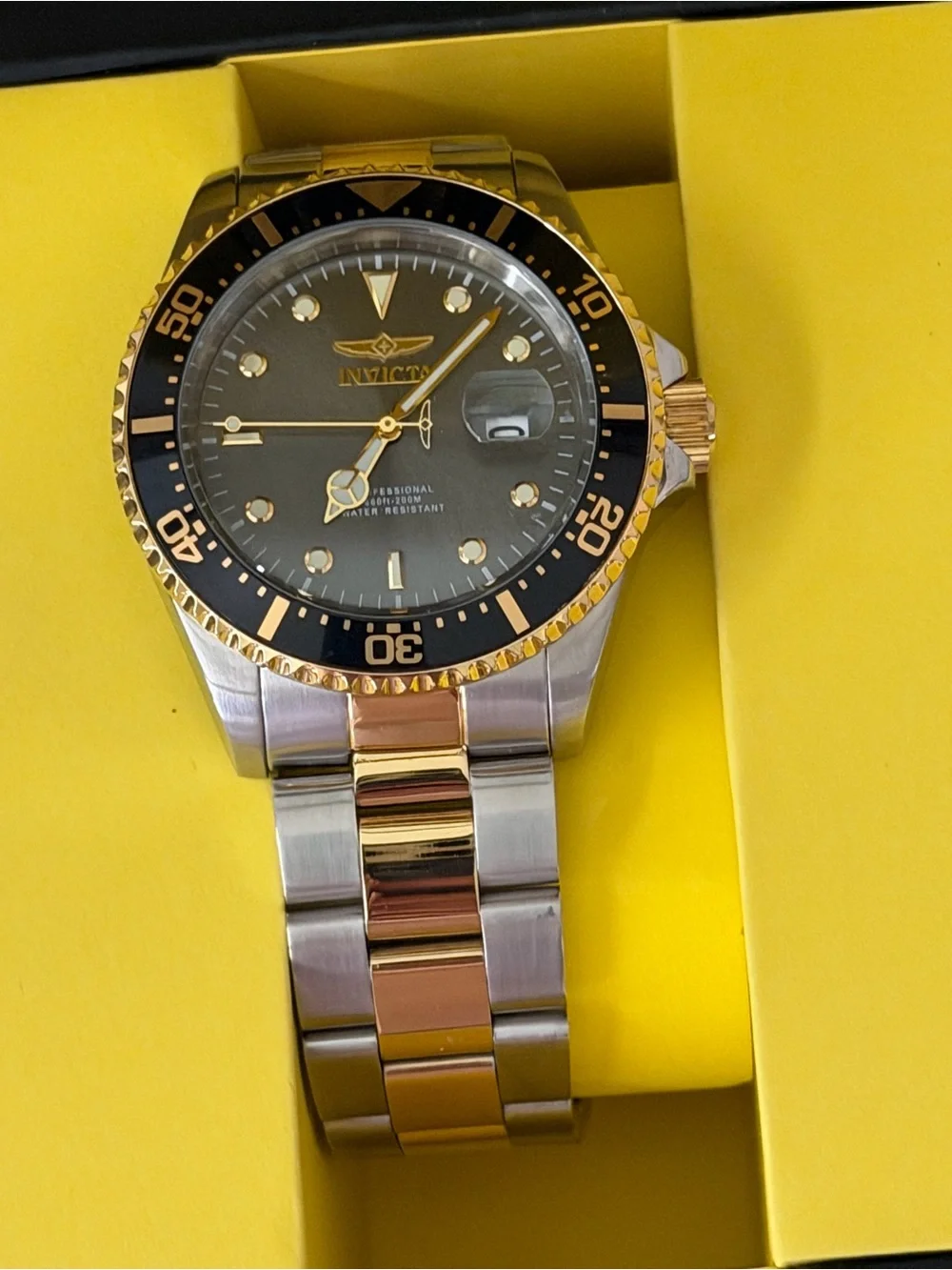 Invicta Two-Tone Gold and Silver Men's Dive Watch with Black Bezel
